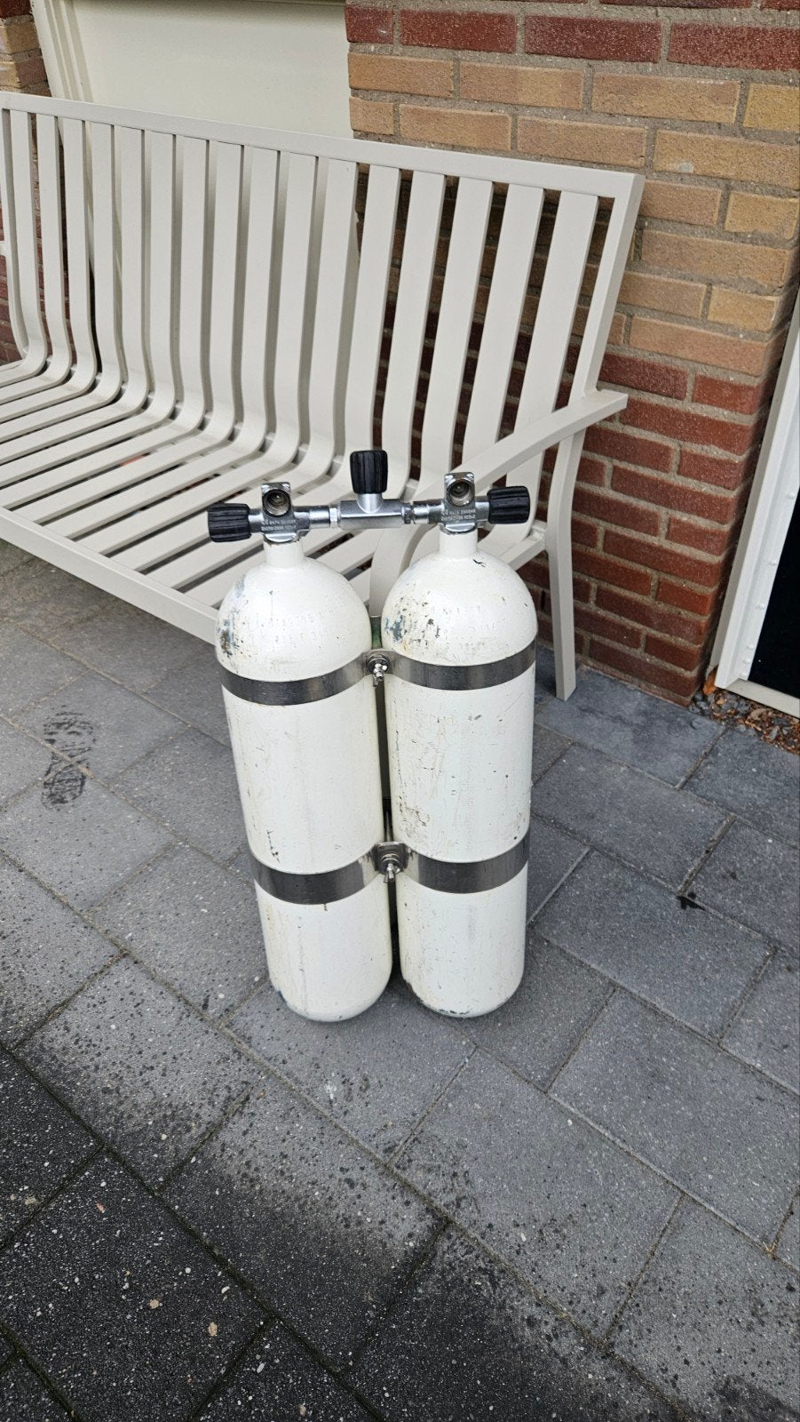 D12 dubbelset 12 liter 230 bar, Ophalen, Gebruikt, Duikfles