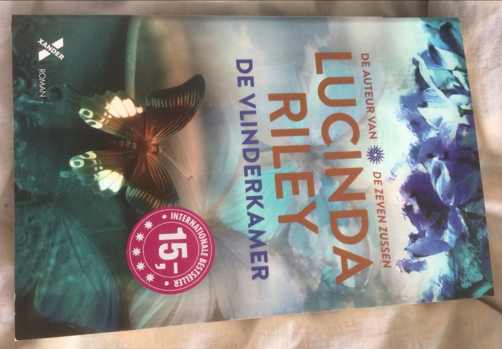 Lucinda Riley - De Vlinderkamer (Internationale Bestseller), Ophalen of Verzenden, Gelezen, Nederland