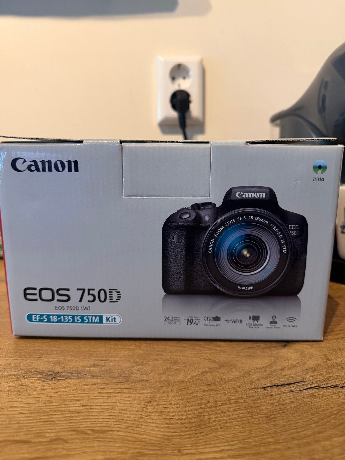 Canon EOS 750D Spiegelreflexcamera met EF-S 18-135mm lens, Spiegelreflex, Canon, Beeldstabilisatie, Ophalen of Verzenden