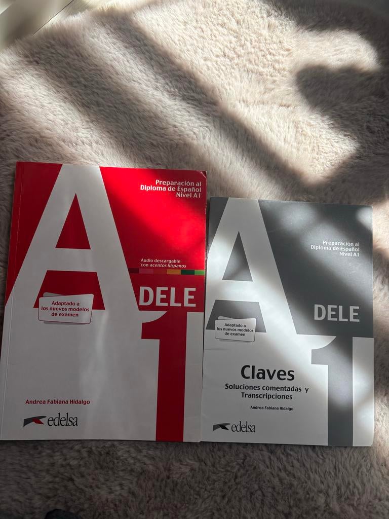 DELE A1 Spaans voorbereidingsboeken (2 stuks), Boeken, Ophalen of Verzenden, Zo goed als nieuw, Non-fictie
