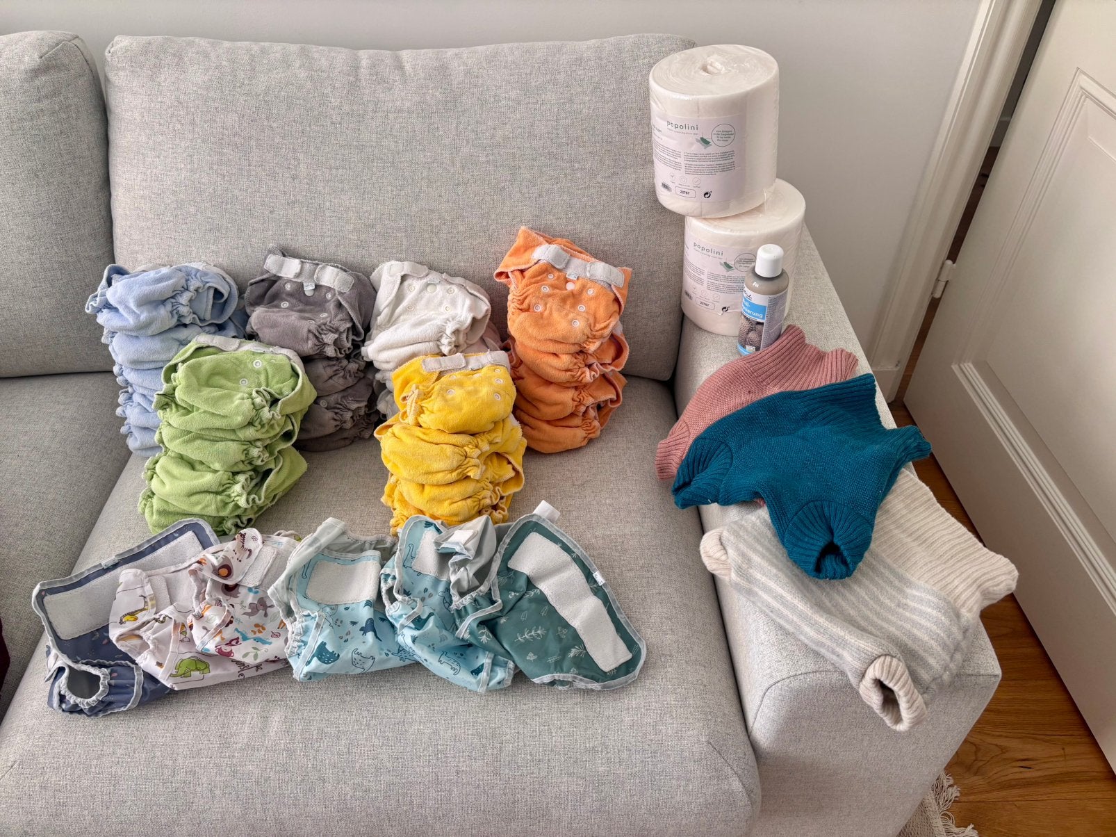 Mooie zeer complete set wasbare luiers Popolini maat 1, Kinderen en Baby's, Badjes en Verzorging, Ophalen of Verzenden, Zo goed als nieuw