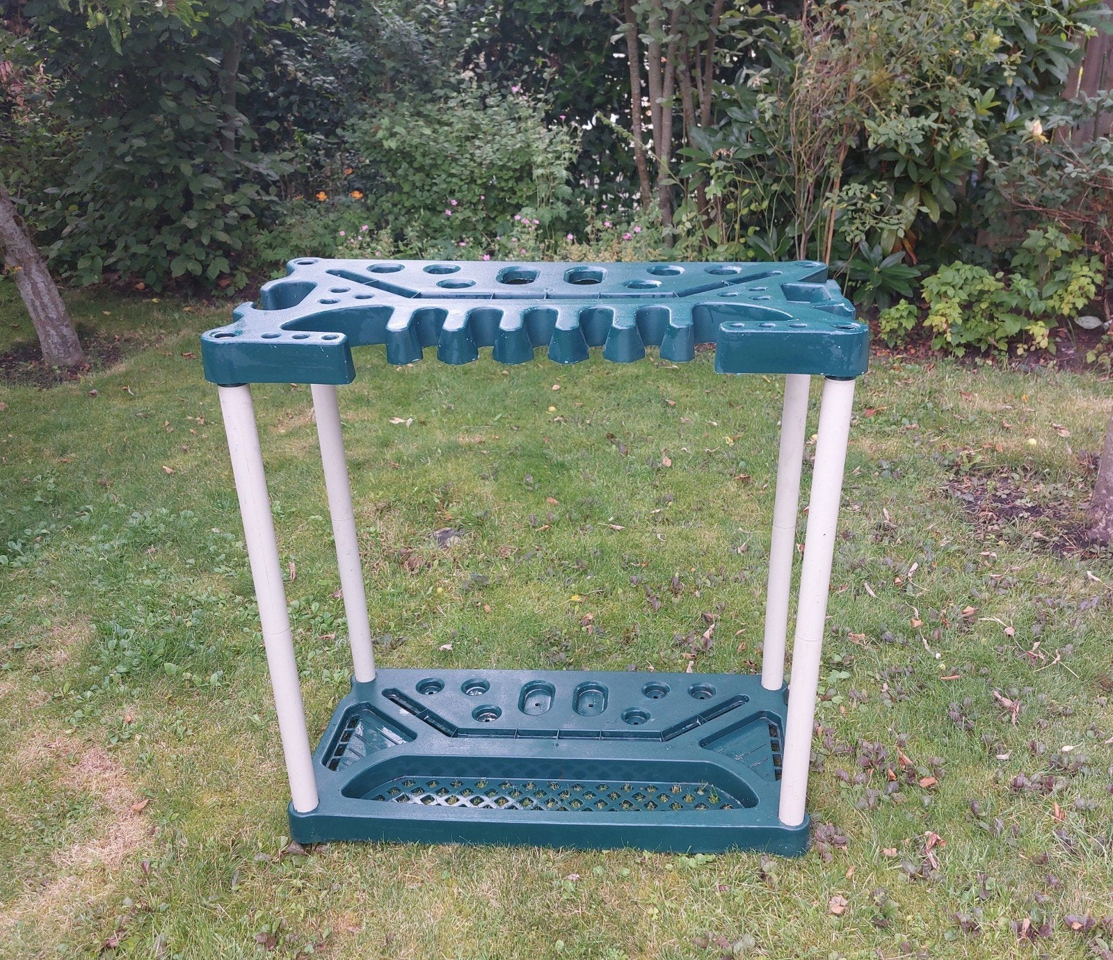 Kunststof rek voor tuingereedschap 45x90cm., hoogte 90 cm., Ophalen, Gebruikt
