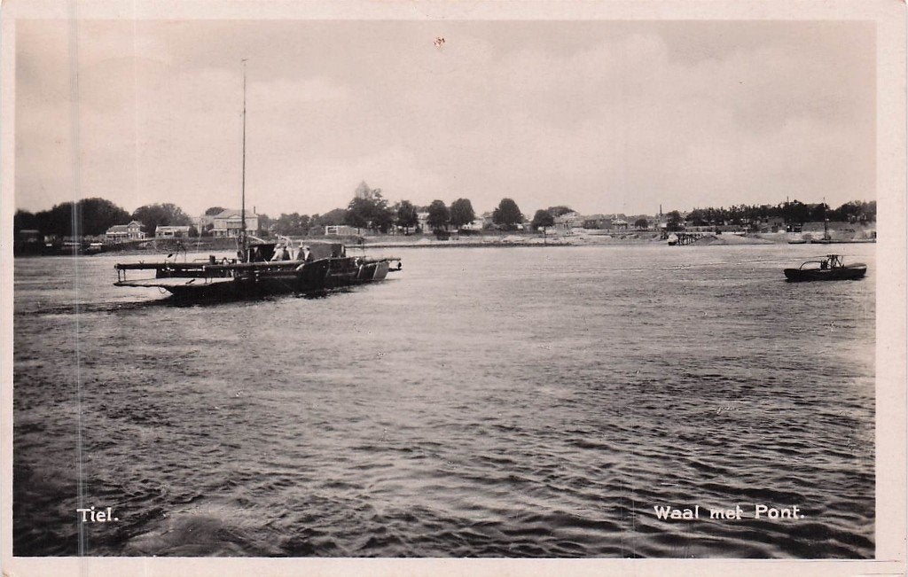 Tiel - Waal met pont (gel. 1932), Ophalen of Verzenden, 1920 tot 1940, Gelopen, Gelderland