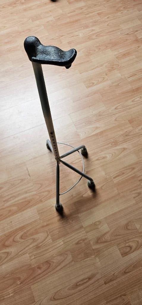 Verstelbare driepoot wandelstok, Ophalen, Gebruikt