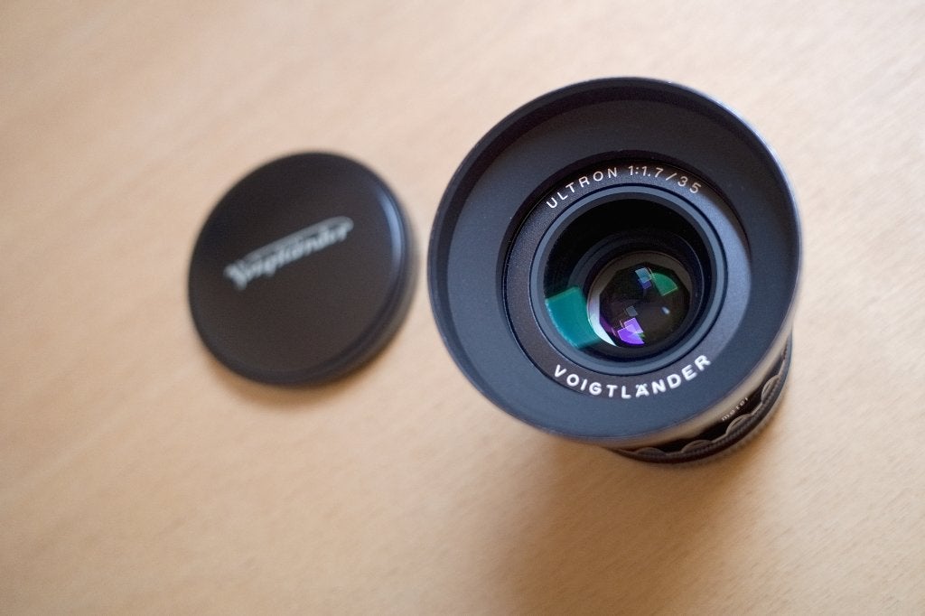 Voigtlander Ultron 35mm F1.7 asph, Leica M, Nieuwstaat, Ophalen of Verzenden, Zo goed als nieuw, Standaardlens