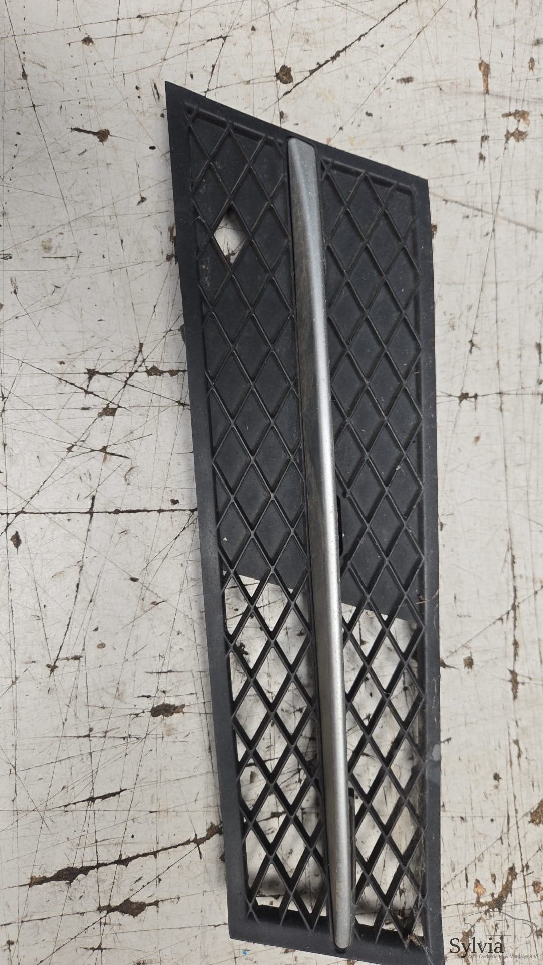 Bumper rooster links  BMW 5 serie F10 F11 51117200699 720069, Gebruikt, -, -, Ophalen of Verzenden