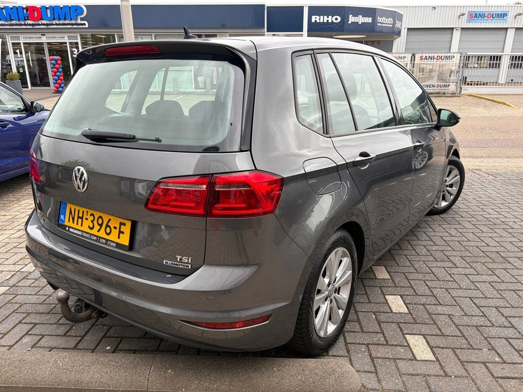 Volkswagen Golf Sportsvan 1.0 TSI Comfortline, Auto's, Stof, Gebruikt, Bedrijf, Zilver of Grijs