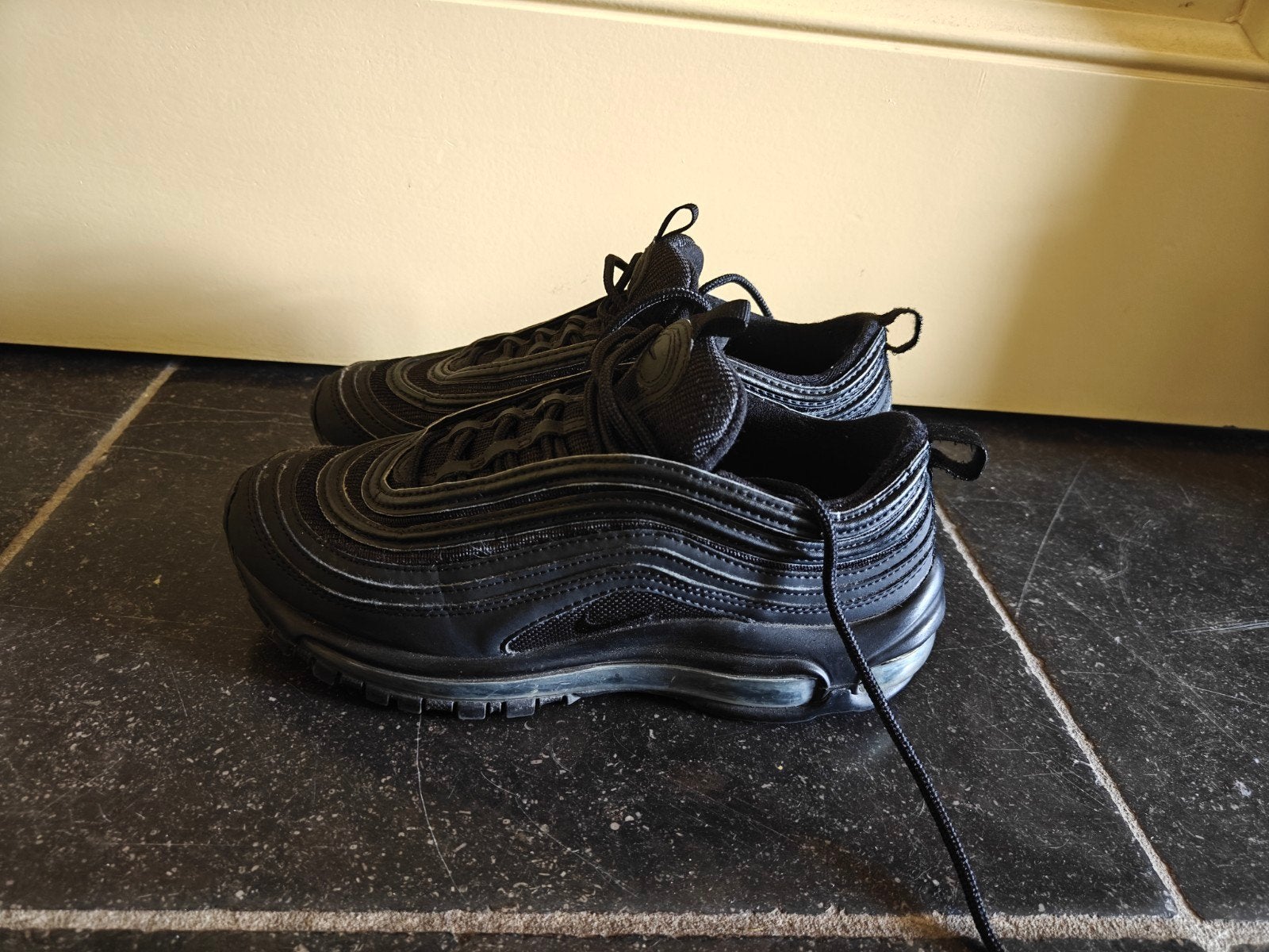 Nike Air Max  Zwarte Sneakers - Maat 38 zgan, Zwart, Ophalen of Verzenden, Nike air max, Sneakers of Gympen