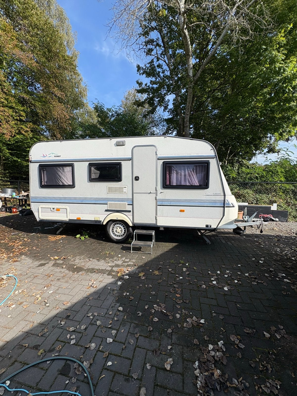 Nette frisse caravan met nieuwe banden en voortent, Particulier, Fietsenrek