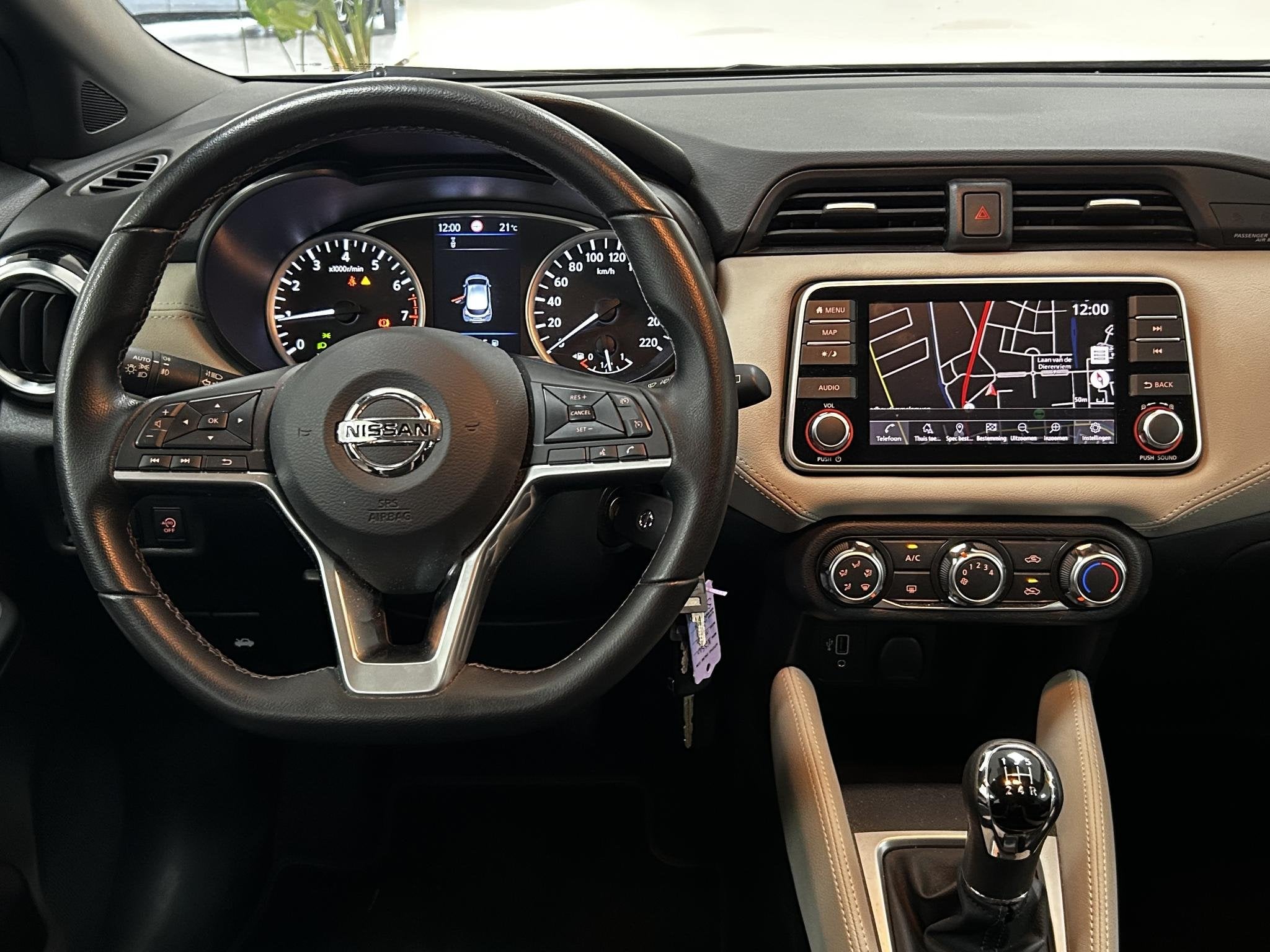Nissan Micra 1.0 IG-T N-Design NAVIGATIE | AFNEEMBARE TREKHA, Auto's, Stof, Gebruikt, Met garantie (alle), Handgeschakeld