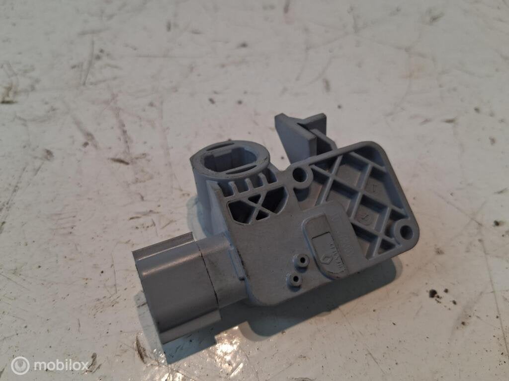 Airbag sensor Renault Megane III ('07-'15) 988312833R, Gebruikt, Renault, Ophalen of Verzenden, Renault