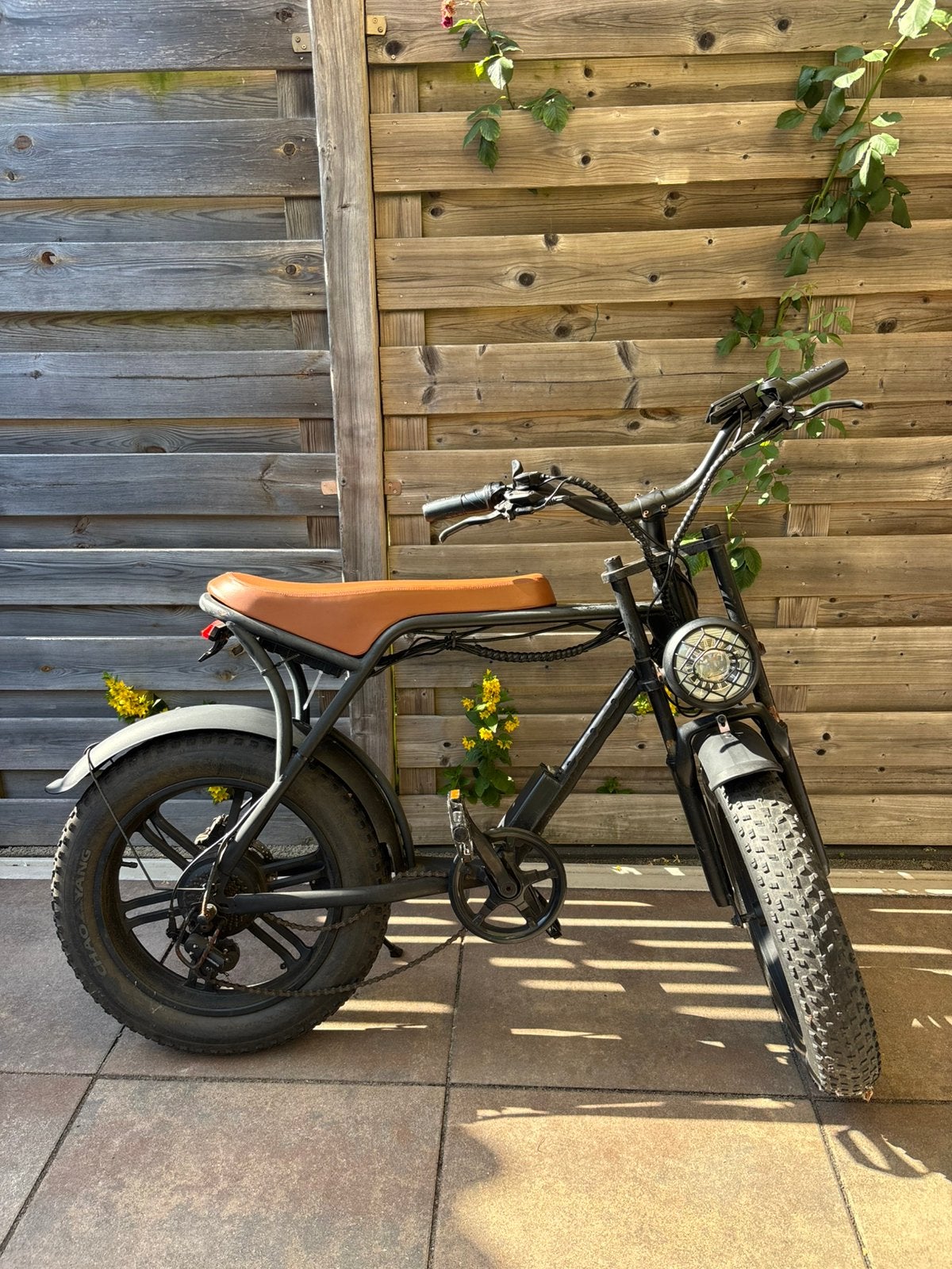 Ouxi V8 Fatbike – Opknapper / Voor Onderdelen, Gebruikt, 51 tot 55 cm, 30 tot 50 km per accu, Ophalen