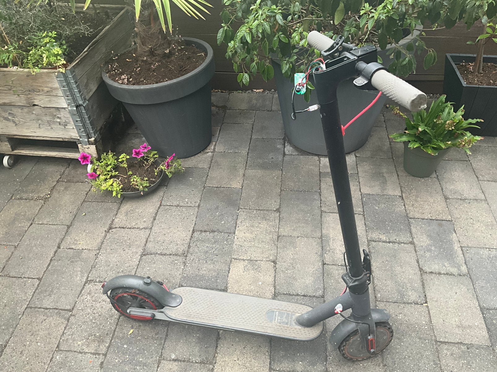 te koop coole AOVOPRO elektrische step (lees hele tekst), Fietsen en Brommers, Steps, Ophalen, Gebruikt, Elektrische step (E-scooter)
