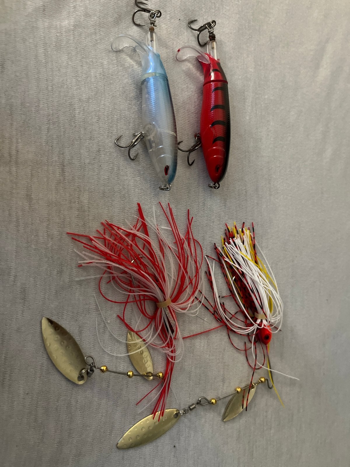 2 whopper ploppers en 2 spinnerbaits (nieuw), Ophalen of Verzenden, Nieuw, Overige typen