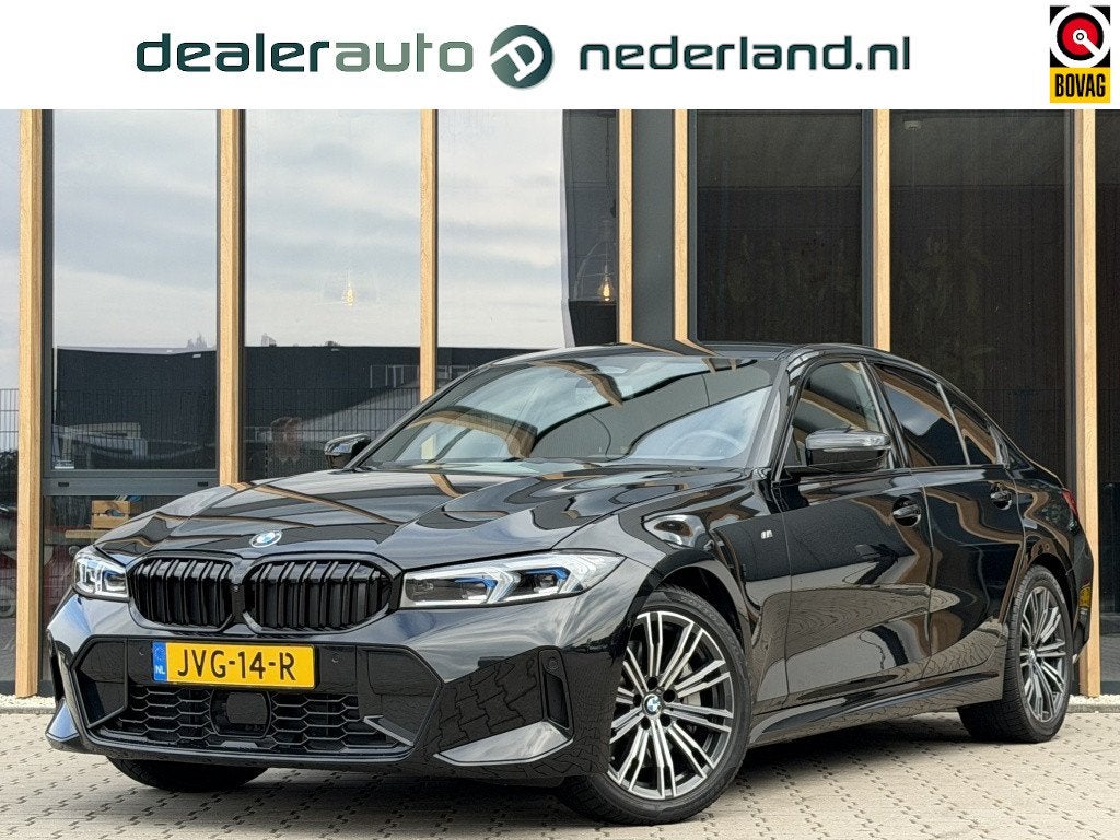 BMW 3-serie 330i xDrive M-sport | 360 Camera | Keyless | Sfe, Auto's, Euro 6, 4 cilinders, Zwart, Bedrijf