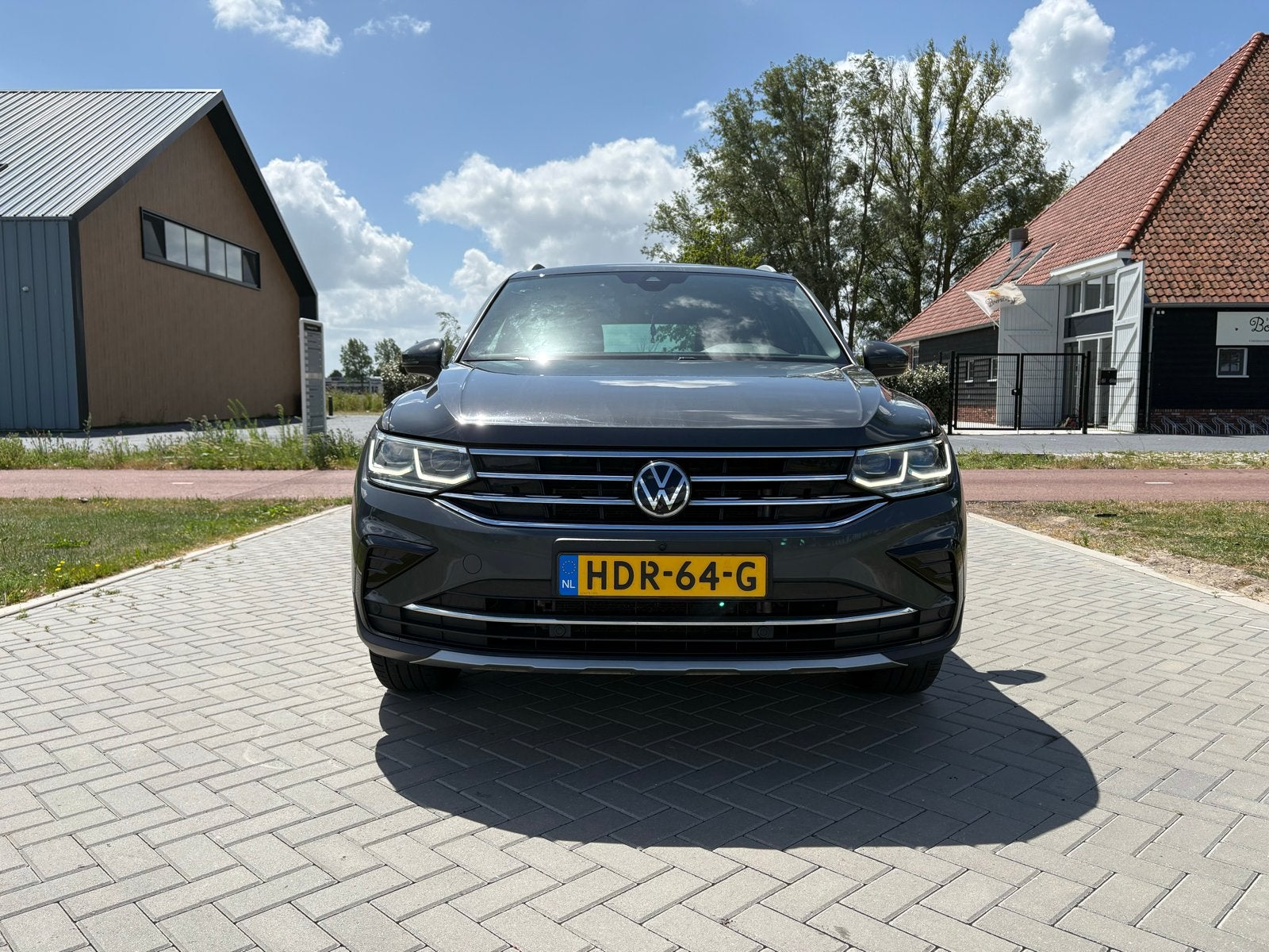 Volkswagen Tiguan 1.4 TSI Ehybrid 150pk DSG 2021 Grijs, Auto's, 1800 kg, 4 cilinders, Leder, 1395 cc
