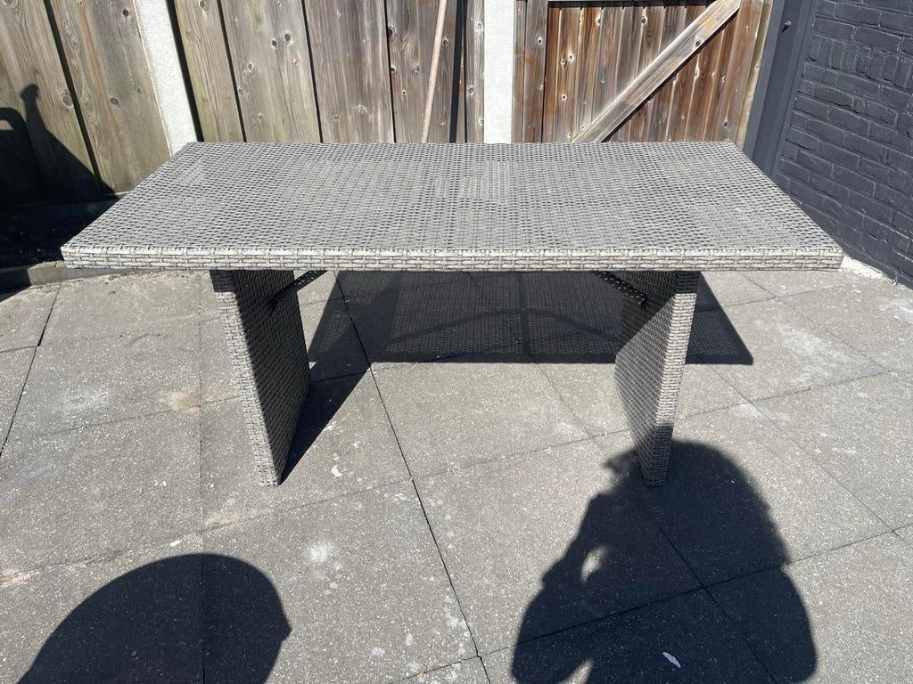Grijze Tuinbank met tuintafel - Zo goed als nieuw, Tuin en Terras, Tuinbanken, Ophalen, Zo goed als nieuw, Wicker