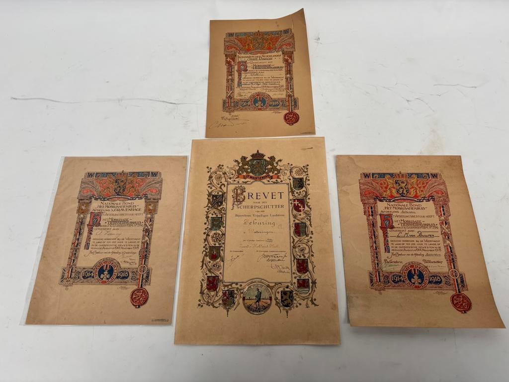 WO1 Nederlandse oorkondes mobilisatiekruis en scherpschutter, Ophalen of Verzenden, Landmacht, Nederland, Lintje, Medaille of Wings