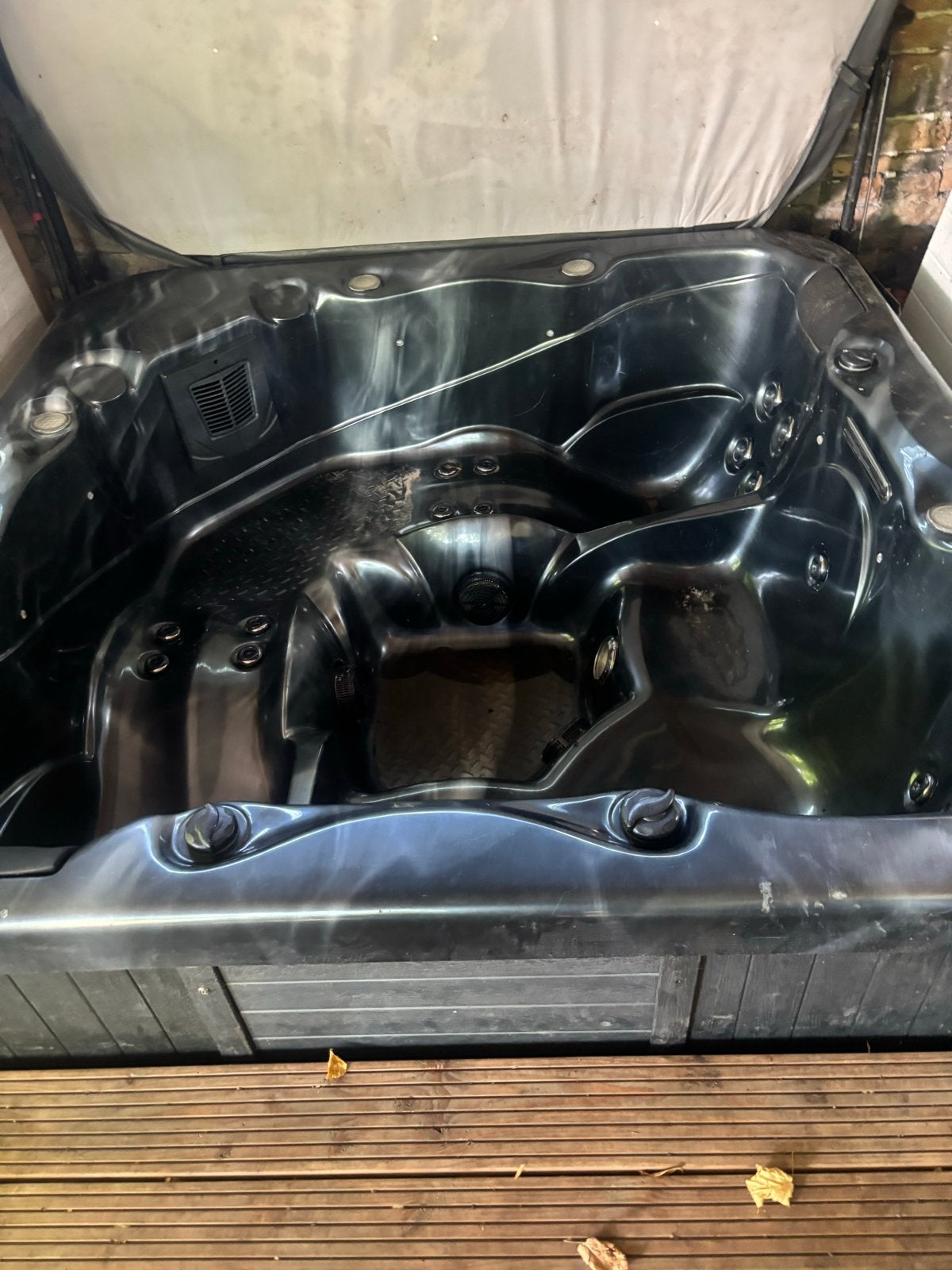 Gebruikte Spa Jacuzzi - 1 jaar niet gebruikt, Tuin en Terras, Ophalen of Verzenden, Gebruikt, Afdekzeil, Vast