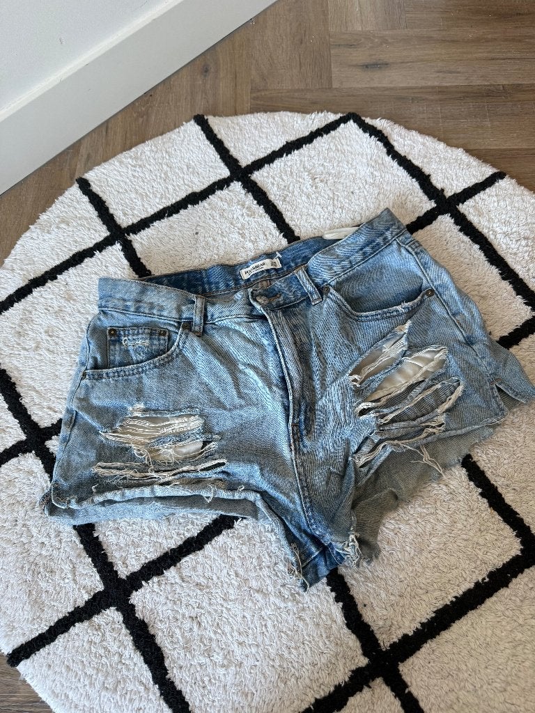 Heel goed blauw jeans short kort broek Pull & bear S M 36 38, Blauw, Ophalen of Verzenden, Zo goed als nieuw, W30 - W32 (confectie 38/40)