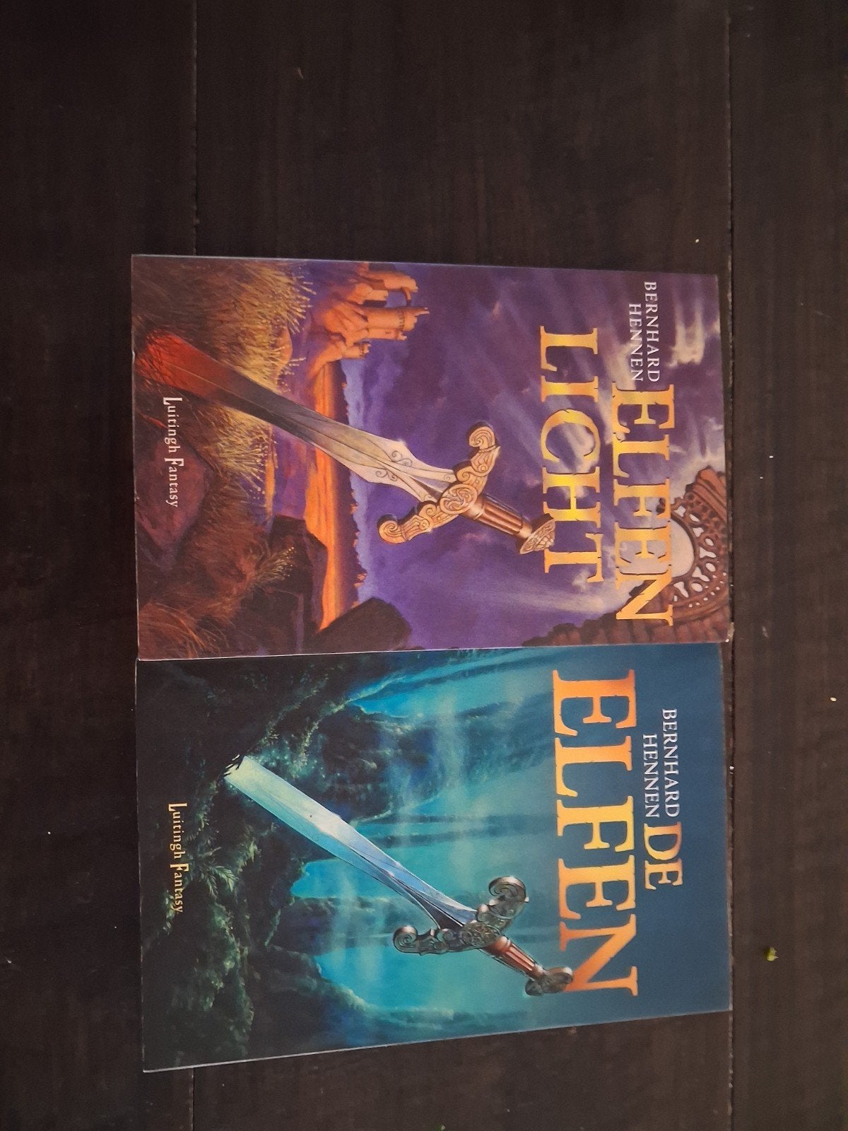 Bernhard Hennen - De Elfen & Elfenlicht (2 boeken), Ophalen of Verzenden, Zo goed als nieuw, Bernhard Hennen