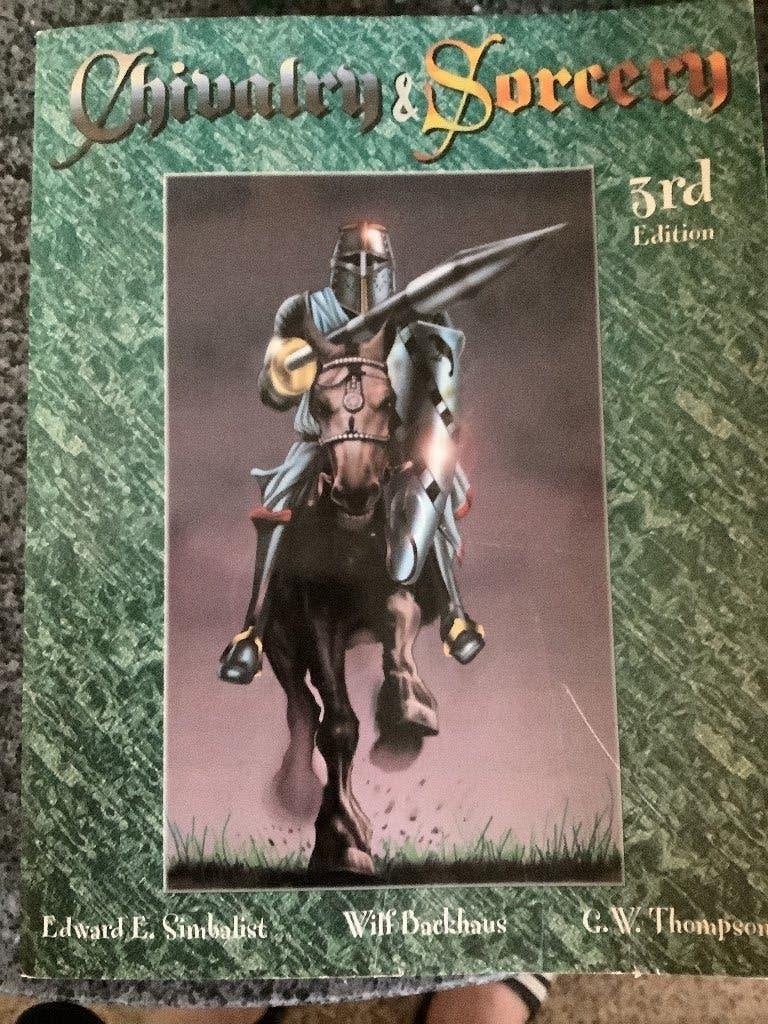 RPG chivalry &sorcery handboek, Ophalen of Verzenden, Zo goed als nieuw, Edward simbalist, Overige onderwerpen