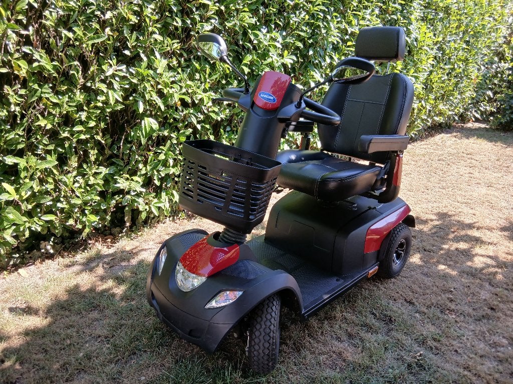 Scootmobiel Comet Pro 2023 (4-wielen) 2 nieuwe accu's, Ophalen, 46 km of meer, 11 t/m 15 km/u, Invacare
