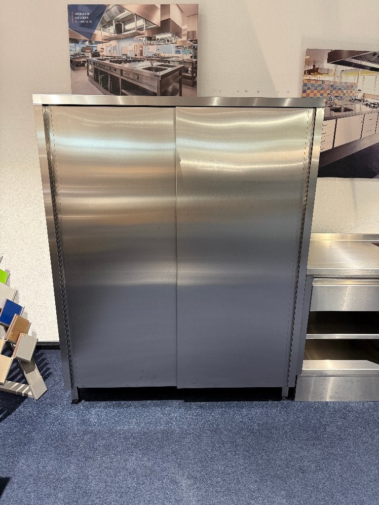 RVS Servieskast 140x70x180 cm (SHOWROOMMODEL), Ophalen of Verzenden, Nieuw zonder verpakking, Meubilair