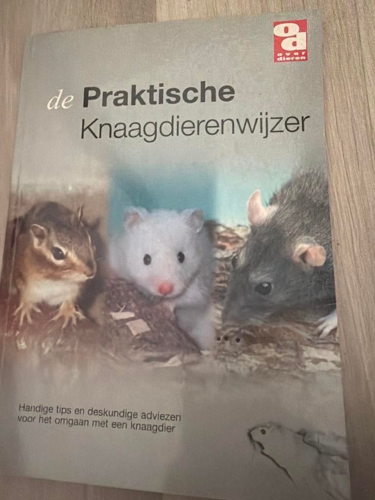 De Praktische Knaagdierenwijzer - Handige tips en adviezen, Ophalen of Verzenden, Zo goed als nieuw, Konijnen of Knaagdieren
