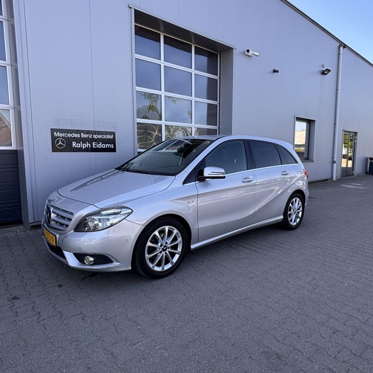 Mercedes-Benz B-Klasse 180 Ambition (bj 2012, automaat), Automaat, Euro 5, Gebruikt, Zwart