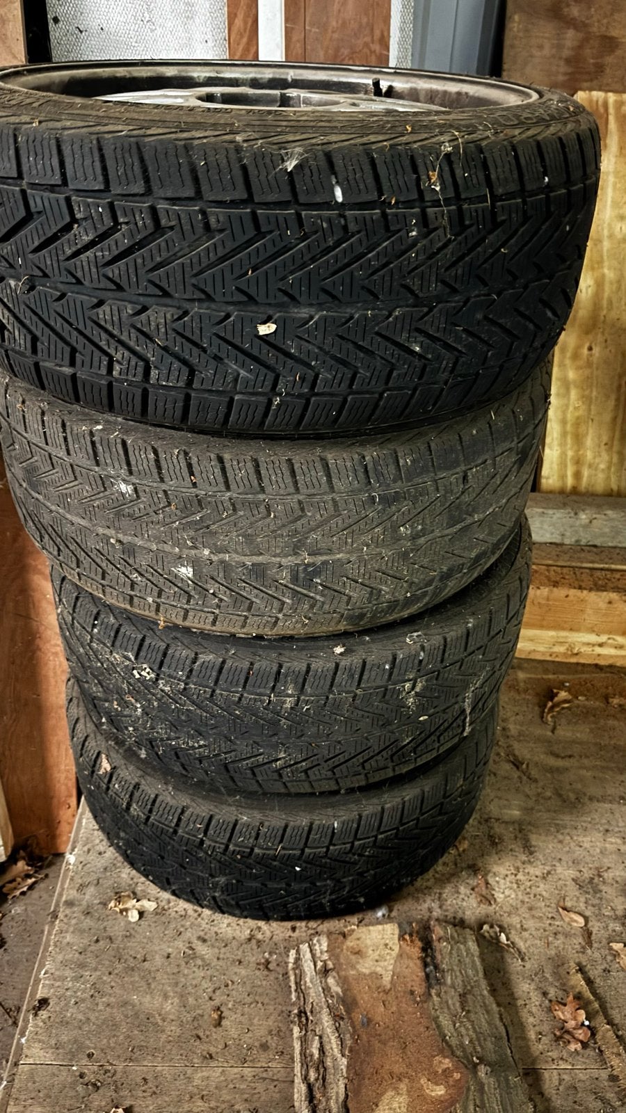 Winterbanden met velgen voor BMW E90 - 225/40R18, Auto-onderdelen, 18 inch, Gebruikt, Banden en Velgen, Personenwagen