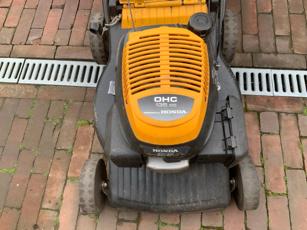 Stiga grasmaaier met zuinige Honda motor en opvangbak, Cirkelmaaier, Gebruikt, Ophalen of Verzenden, 40 t/m 49 cm