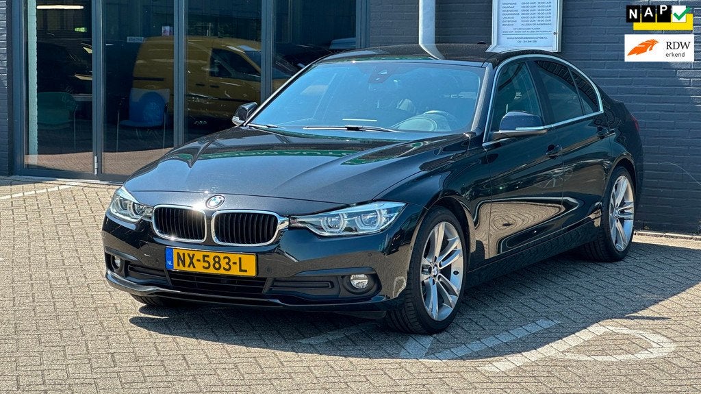 BMW 3-serie 320d EDE Centennial High Executive/NAVI/LEDER/NL, Auto's, BMW, Automaat, 745 kg, Achterwielaandrijving, Euro 6
