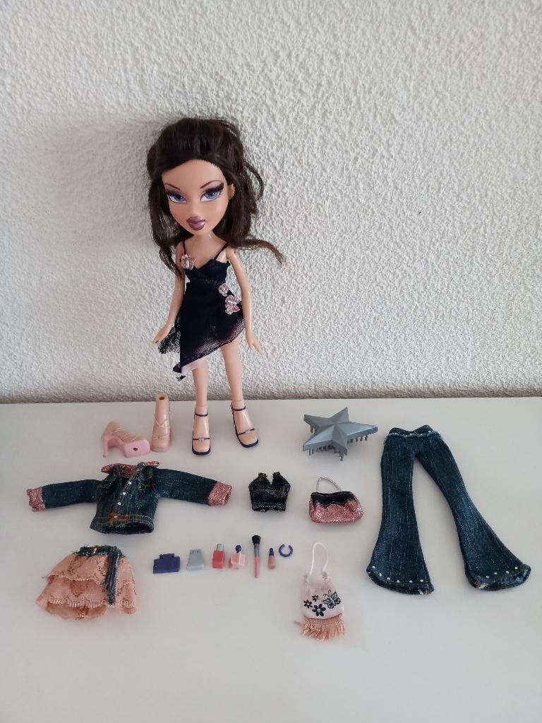 Bratz Girlz Night Out (21ste Birthday) - DANA, Ophalen of Verzenden, Gebruikt, Pop