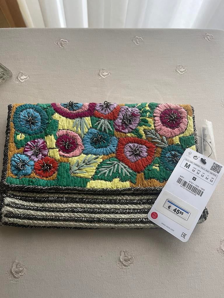ZARA Mooie Clutch/Handras/Tas Nieuw, Sieraden, Tassen en Uiterlijk, Tassen | Damestassen, Ophalen of Verzenden, Nieuw, Overige kleuren