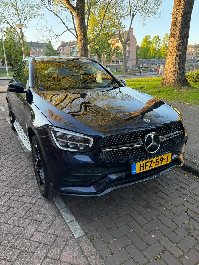 Mercedes-Benz GLC 300de 306pk 4MATIC 9G-TRONIC 2021, Auto's, Mercedes-Benz, Automaat, 4 cilinders, 2000 kg, Blauw