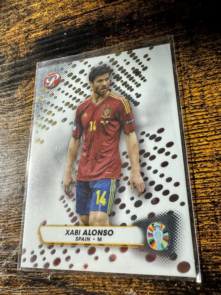 Xabi Alonso Spelerskaart - topps Road to UEFA EURO 2024, Ophalen of Verzenden, Zo goed als nieuw