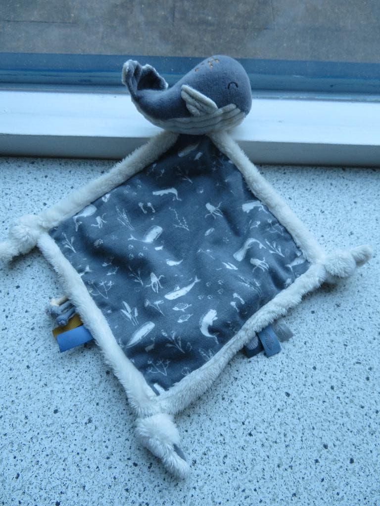 .Knuffeldoek labeldoek met grijze walvis merk Little Dutch, Little Dutch, Overige typen, Grijs, Ophalen of Verzenden