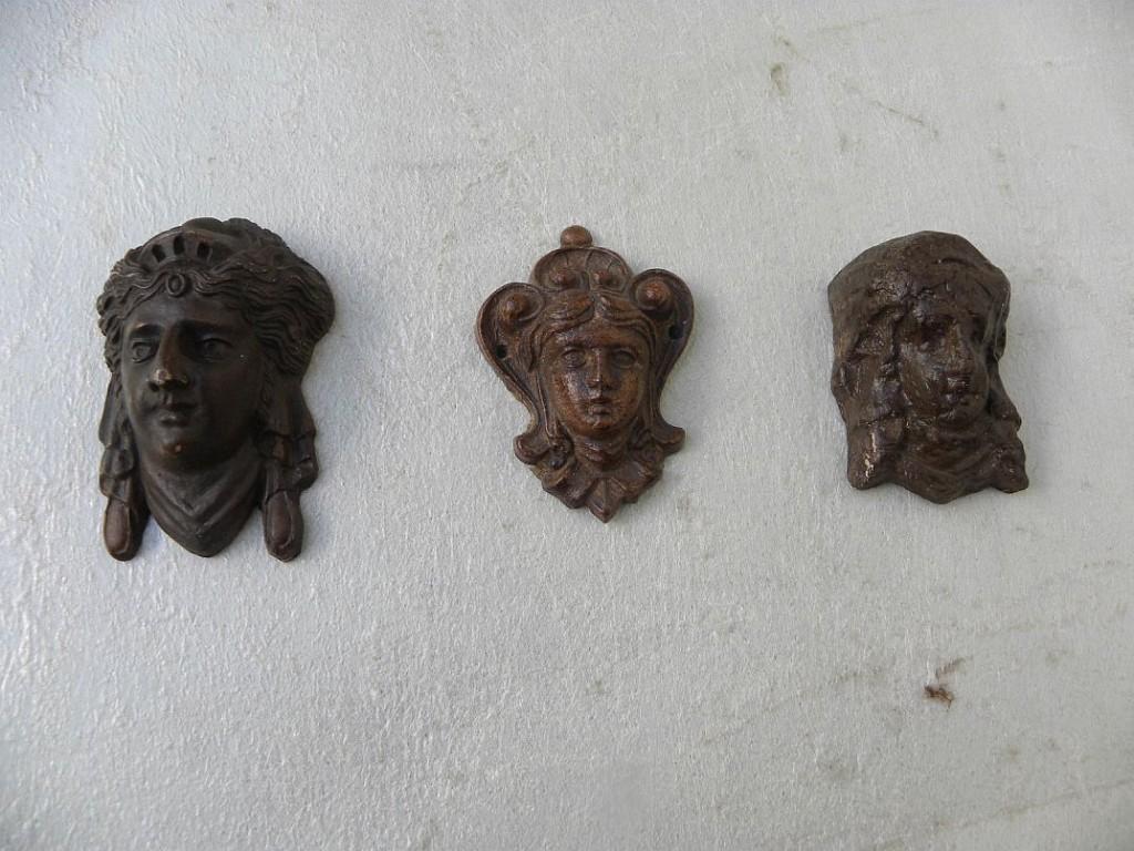 Hoofden toog klokkast, Ophalen of Verzenden