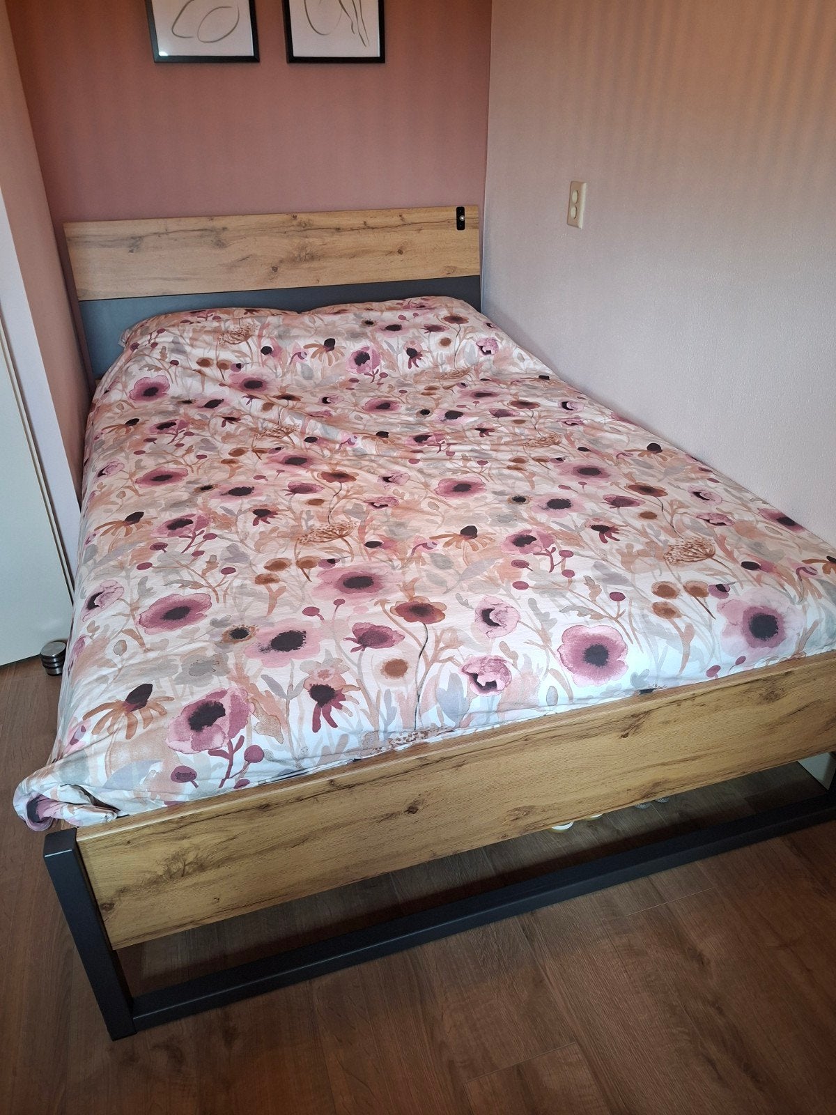 Zo goed als nieuw bed 140x200 met matrassen en topper, Ophalen, Tweepersoons, 140 cm, Zo goed als nieuw