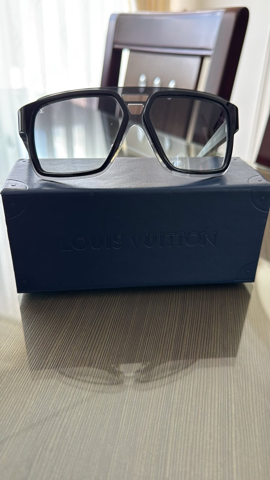 Louis Vuitton Zonnebril - Zo goed als nieuw, Zonnebril, Zwart, Zo goed als nieuw, Ophalen