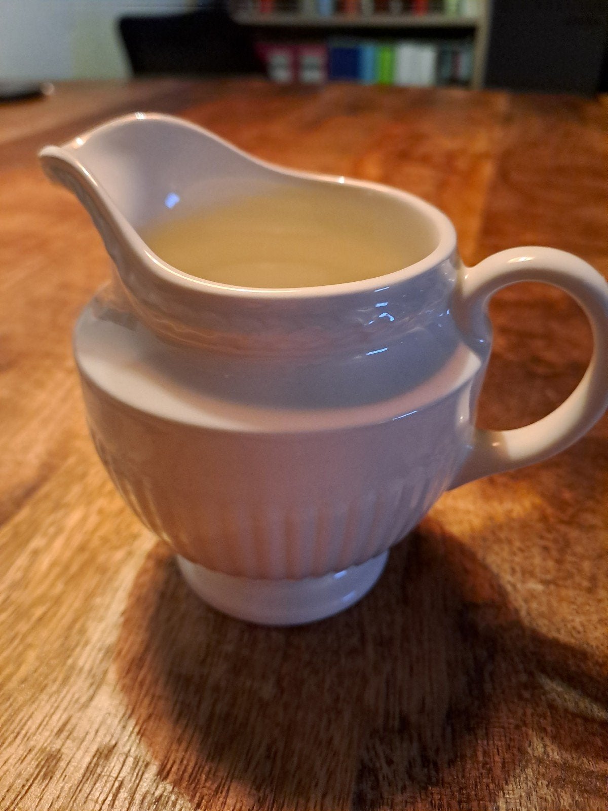 Wedgwood edme, melkkannetje, Ophalen