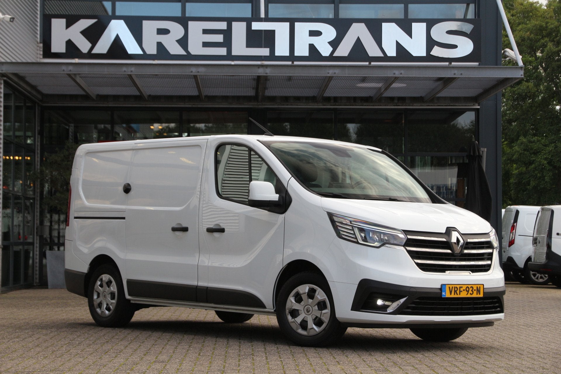 Renault Trafic 2.0 DCI 130 | L1H1 | Werkplaats inrichting |, Voorwielaandrijving, Stof, Gebruikt, Euro 6