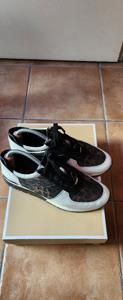 Nieuwe zwarte panter michael kors dames sneakers maat 38.5, Michael Kors, Zwart, Nieuw, Ophalen of Verzenden