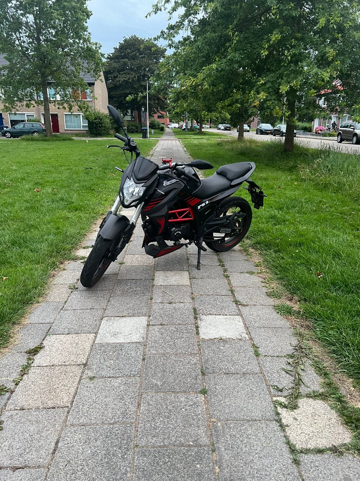 Schakelbrommer Killerbee F51, Overige merken, Ophalen of Verzenden, Zo goed als nieuw