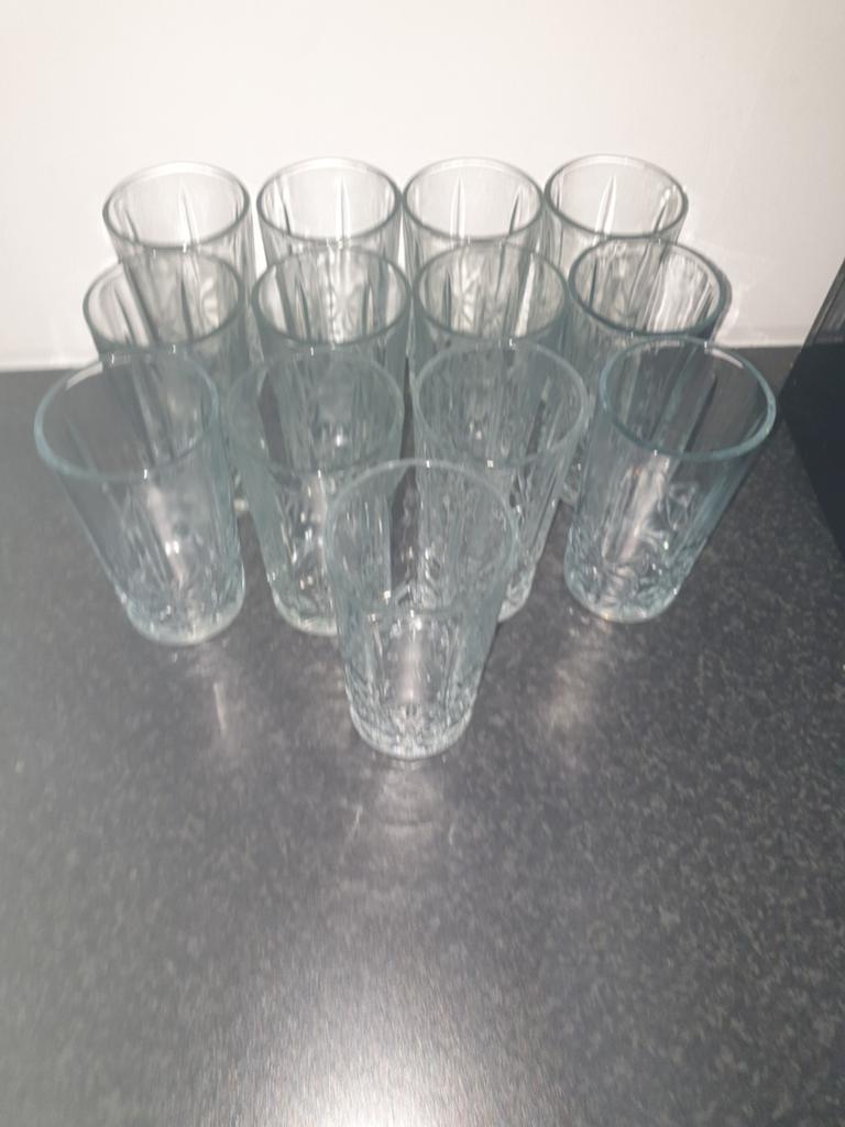 Set van 12 glazen met patroon, Overige typen, Ophalen, Gebruikt, Glas