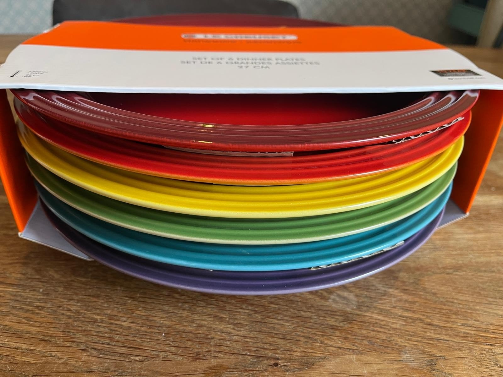 Le Creuset Regenboog Dinerborden Set - 6 Stuks, 27 cm, Nieuw, Ophalen of Verzenden, Bord(en), Overige stijlen