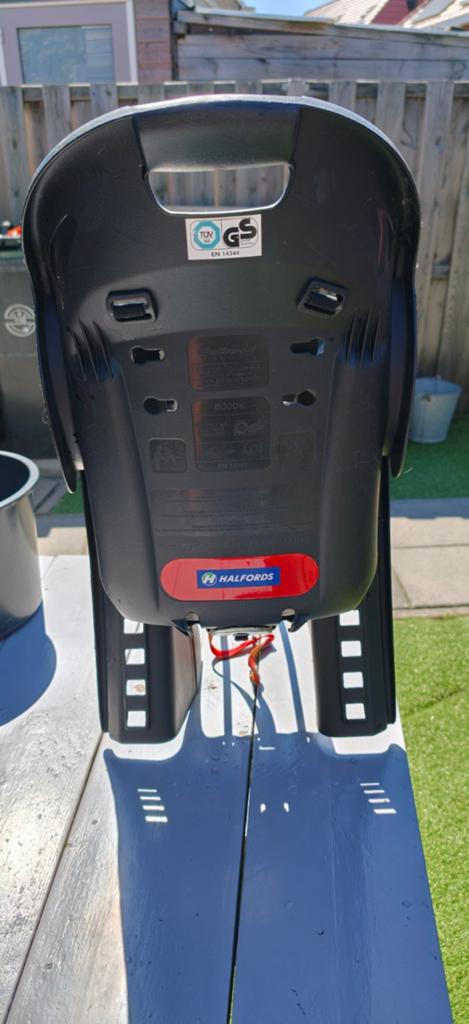 Halfords kinderzitje voor op de fiets - klaar voor een ronde, 15 t/m 25 kg, Achterzitje, Halfords, Ophalen of Verzenden