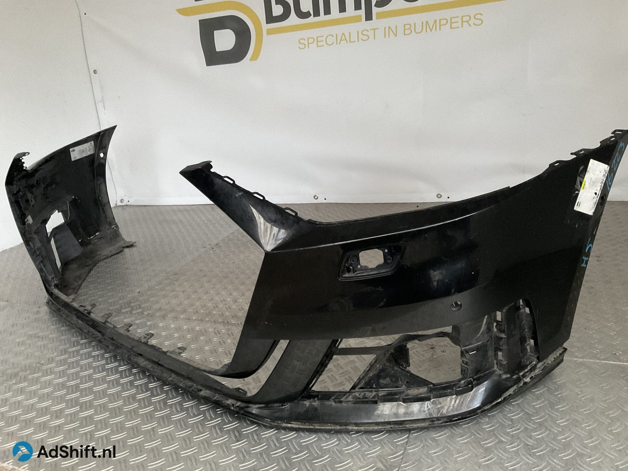 Bumper Audi A8 S8 D5 4N0 kls pdc 19-21 4N0807437 Voorbumper, Auto-onderdelen, Bumper