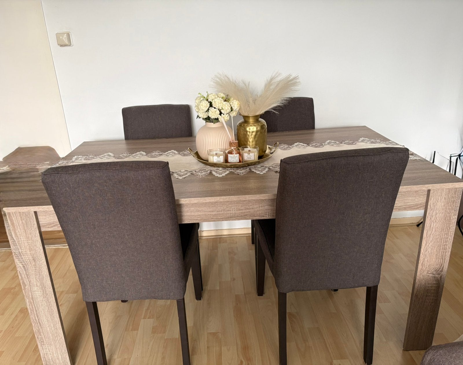 Eettafel met 4 stoelen, Ophalen of Verzenden, Zo goed als nieuw, 4 tot 6 stoelen